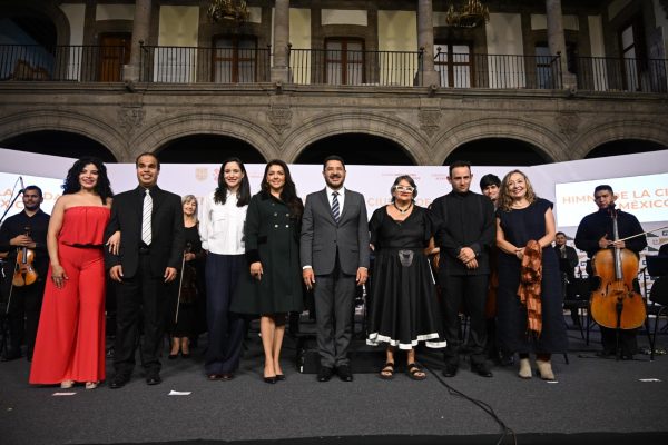 PRESENTA GOBIERNO CAPITALINO HIMNO DE LA CIUDAD DE MÉXICO, PRIMERO EN LA HISTORIA EN SER COMPUESTO POR UNA MUJER